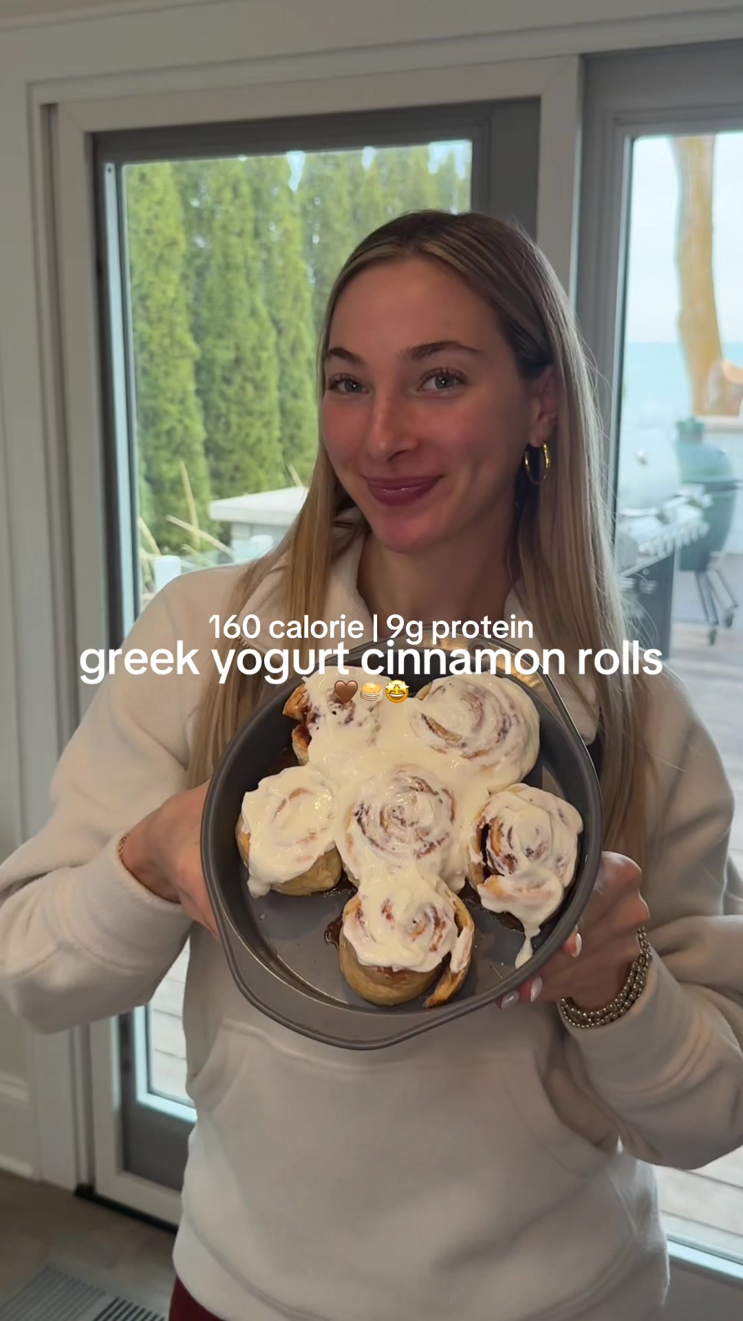 Greek Yogurt Cinnamon Rolls