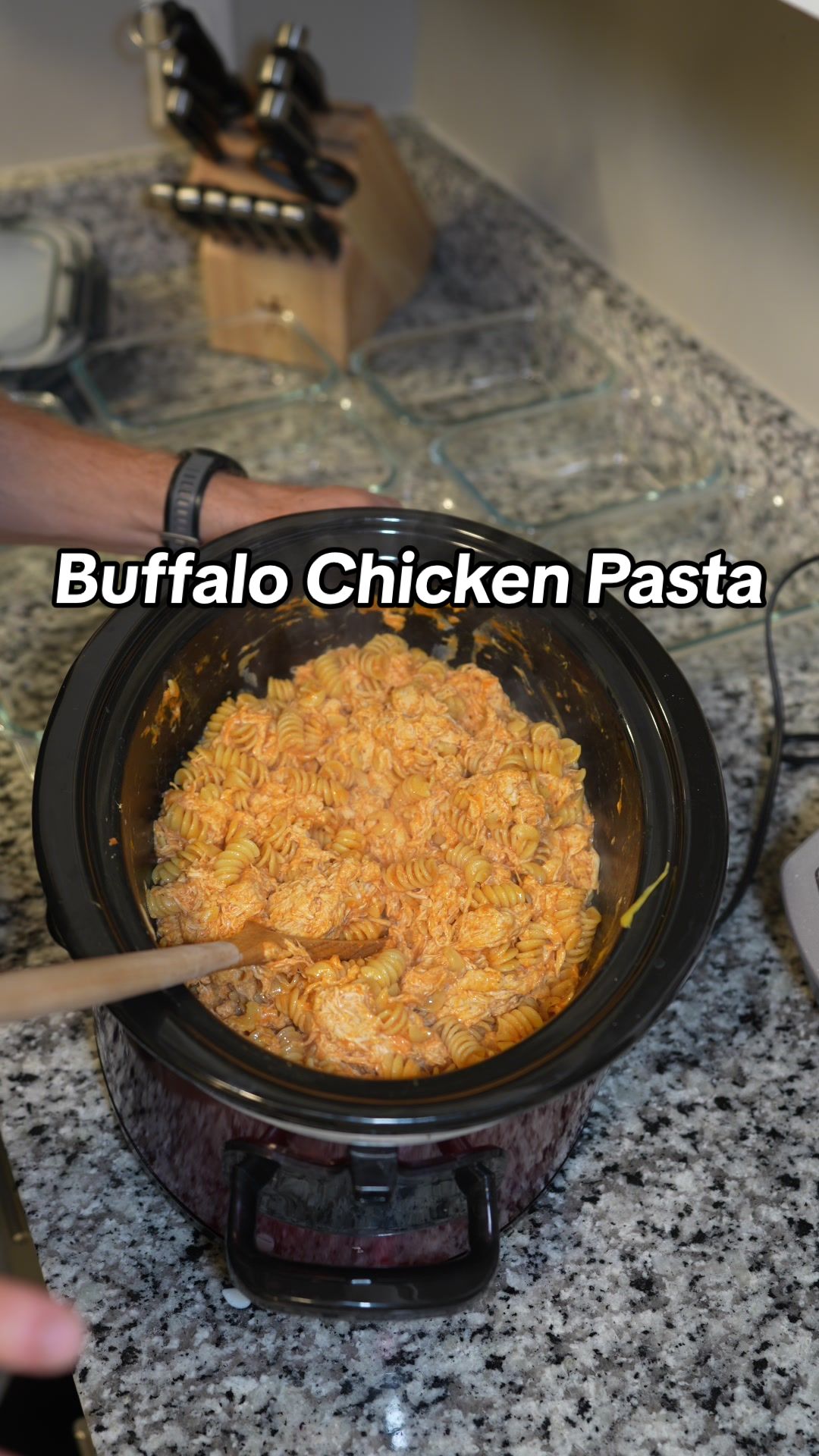 Crockpot Buffalo Chicken Pasta